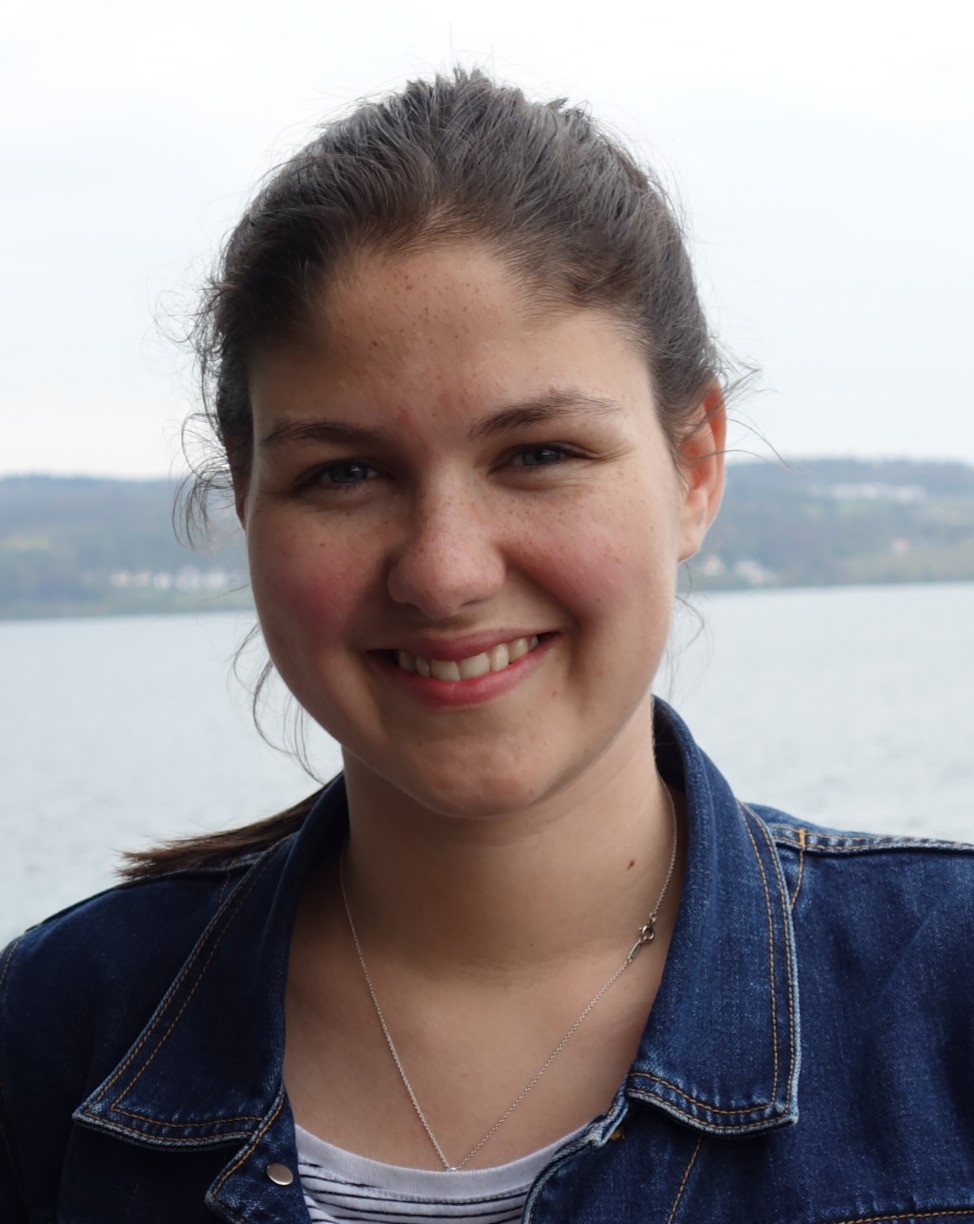 Alina Hebling